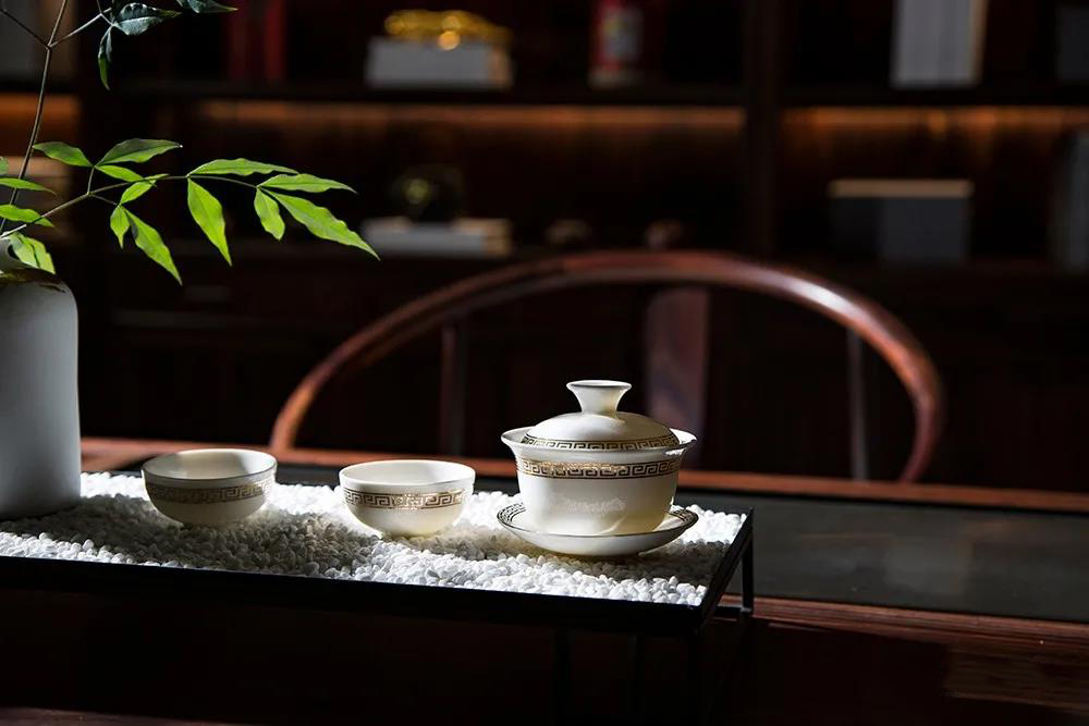志成红木