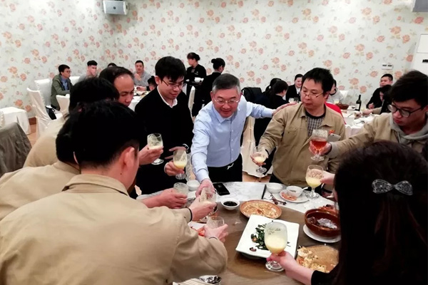 志成红木